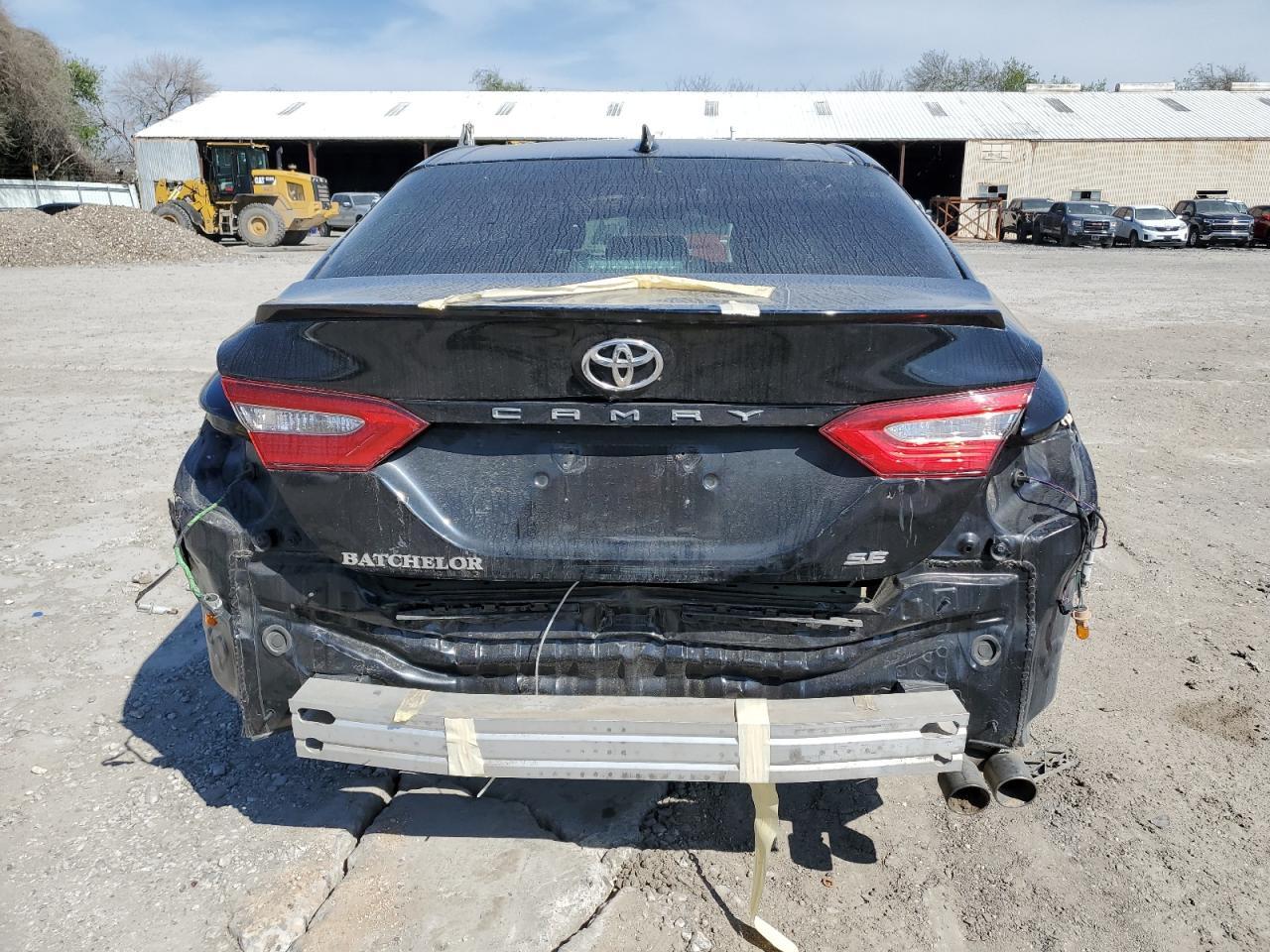 2019 TOYOTA CAMRY L - Фото 6