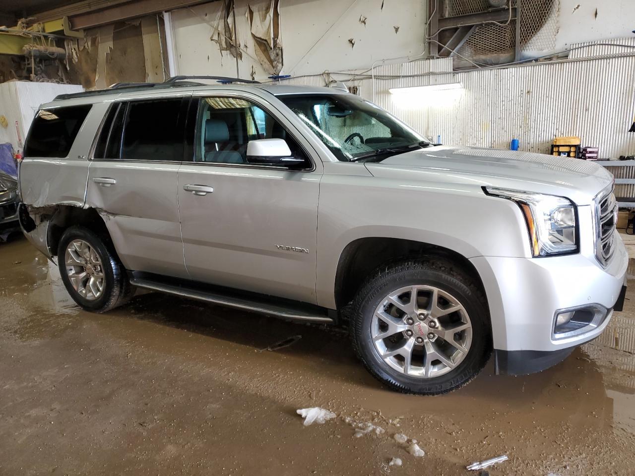 2016 GMC YUKON SLT - Image 4