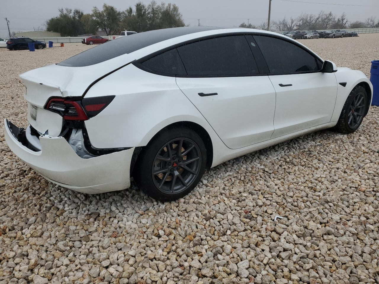 2023 TESLA MODEL 3 - Фото 3