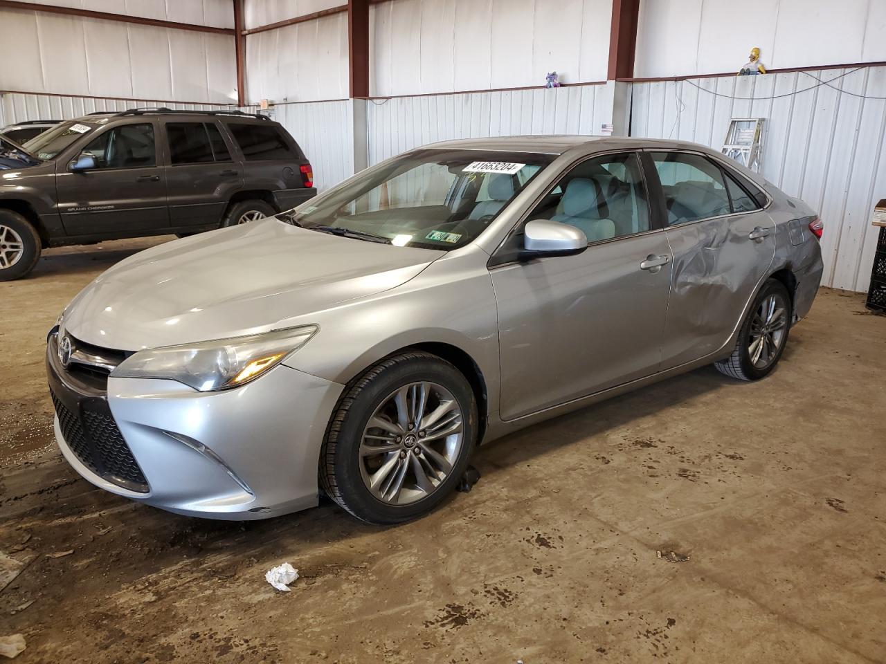 2015 TOYOTA CAMRY LE car image