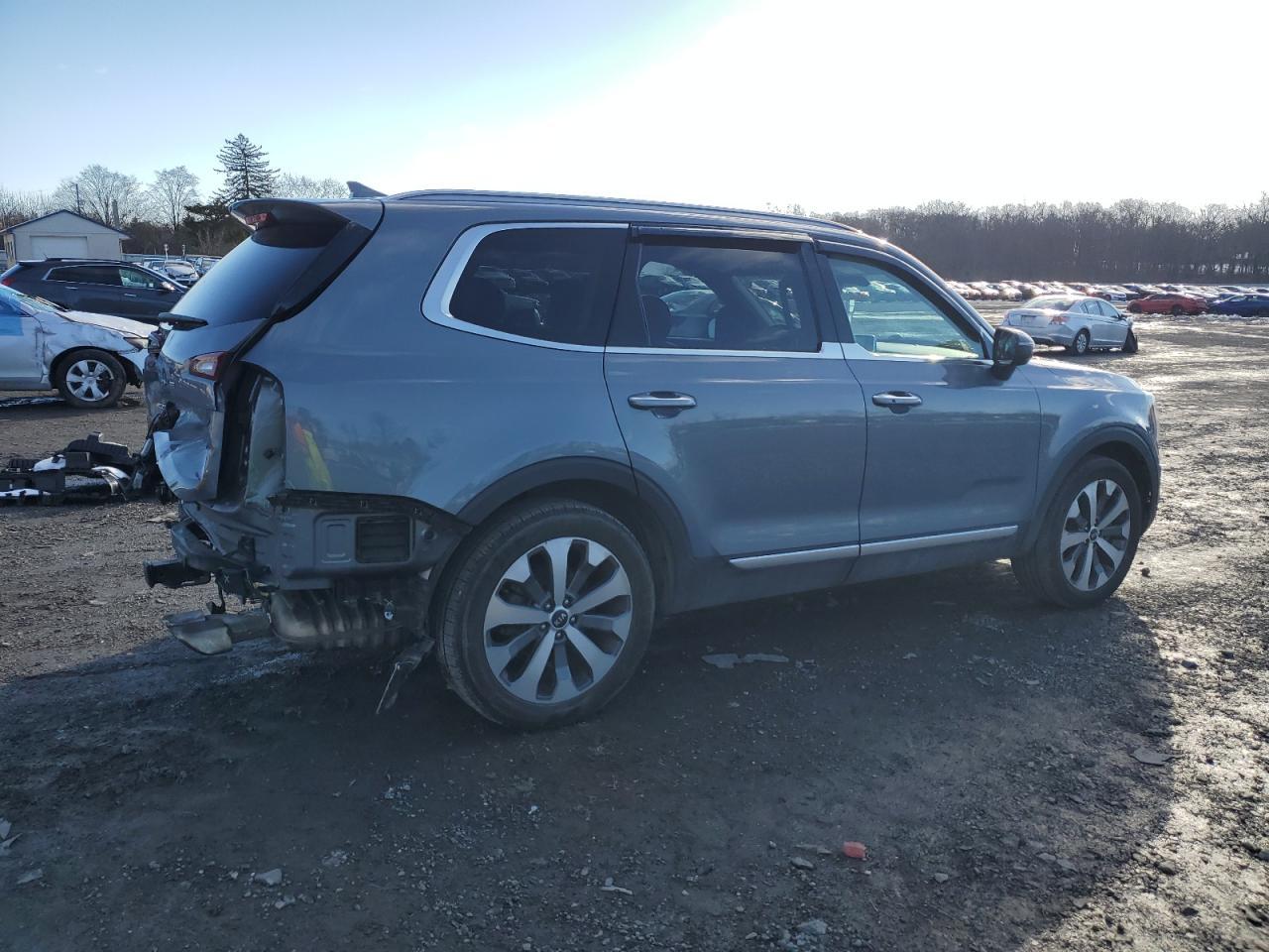 2020 KIA TELLURIDE - Image 3