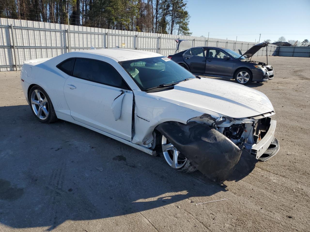 2015 CHEVROLET CAMARO LT - Image 4