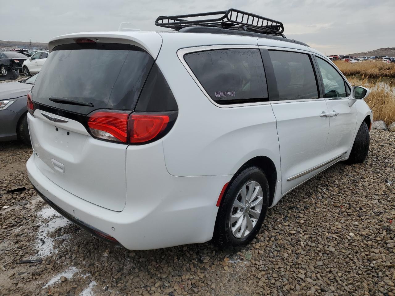 2017 CHRYSLER PACIFICA T - Image 3