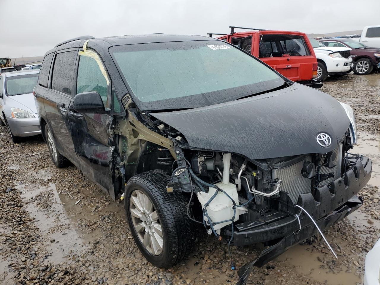 2015 TOYOTA SIENNA XLE - Фото 4