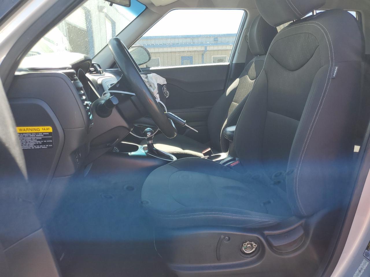 2014 KIA SOUL - Фото 7