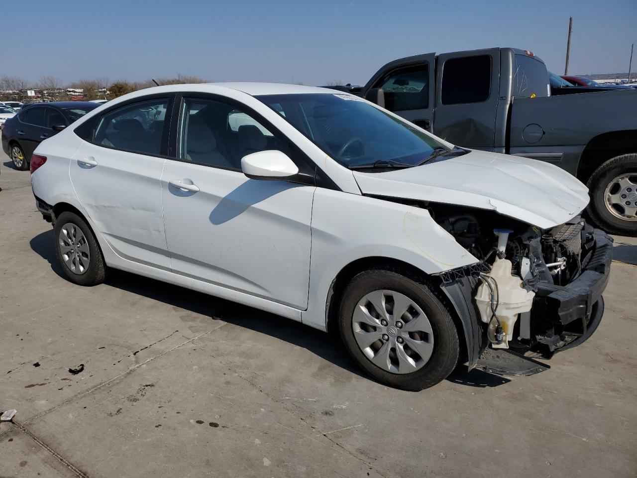 2017 HYUNDAI ACCENT SE - Image 4