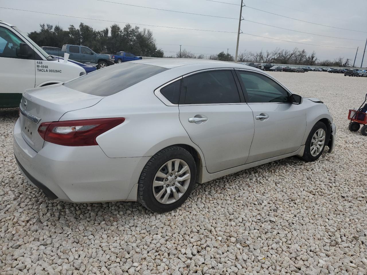 2018 NISSAN ALTIMA 2.5 - Фото 3