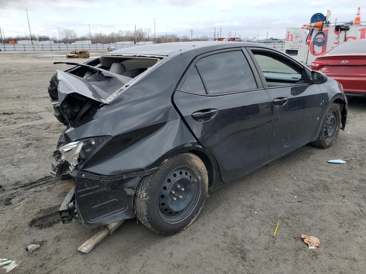 2015 TOYOTA COROLLA L - Image 3