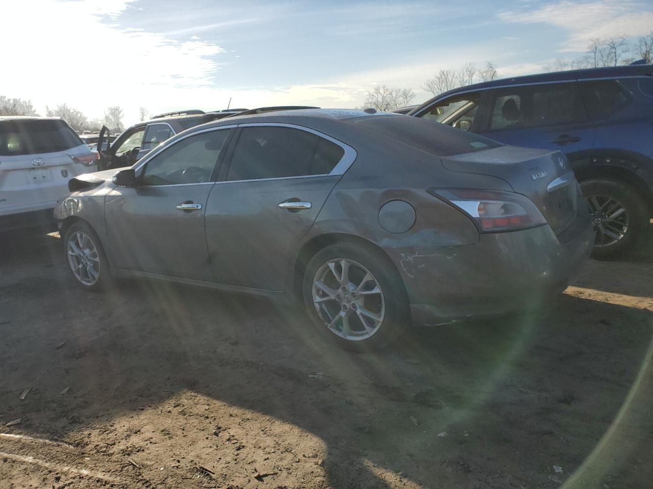 2014 NISSAN MAXIMA S - Image 2