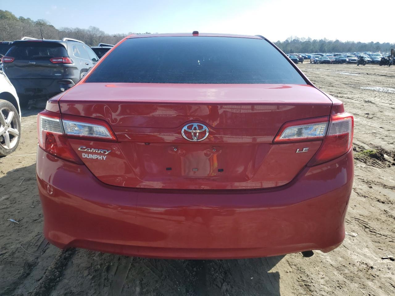 2014 TOYOTA CAMRY L - Image 6