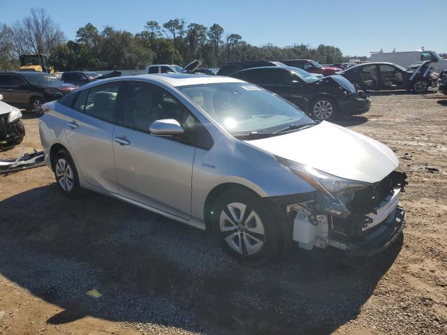 2017 Toyota Prius - Image 4