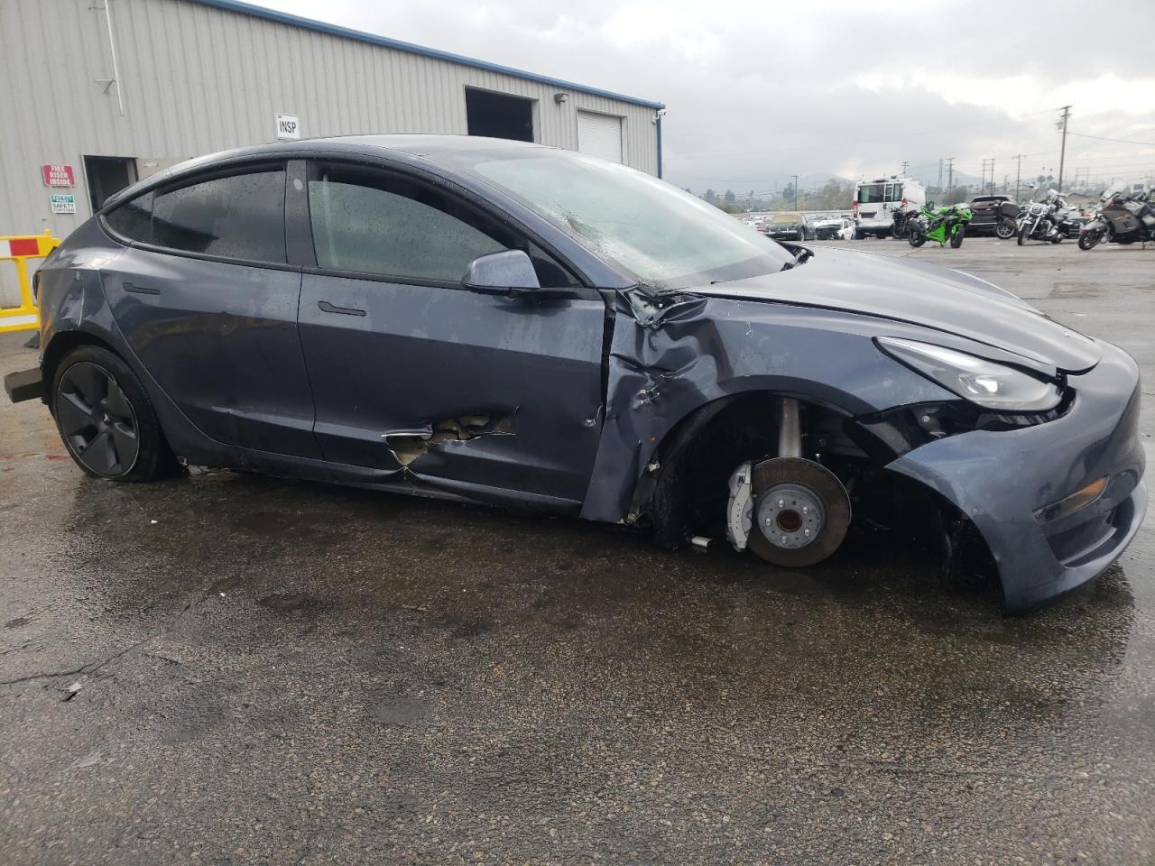 2022 TESLA MODEL 3 - Image 4