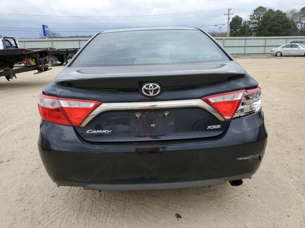 2017 TOYOTA CAMRY LE - Фото 6