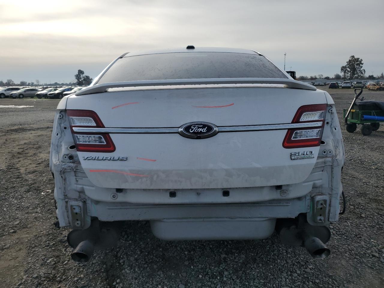 2014 FORD TAURUS SEL - Image 6