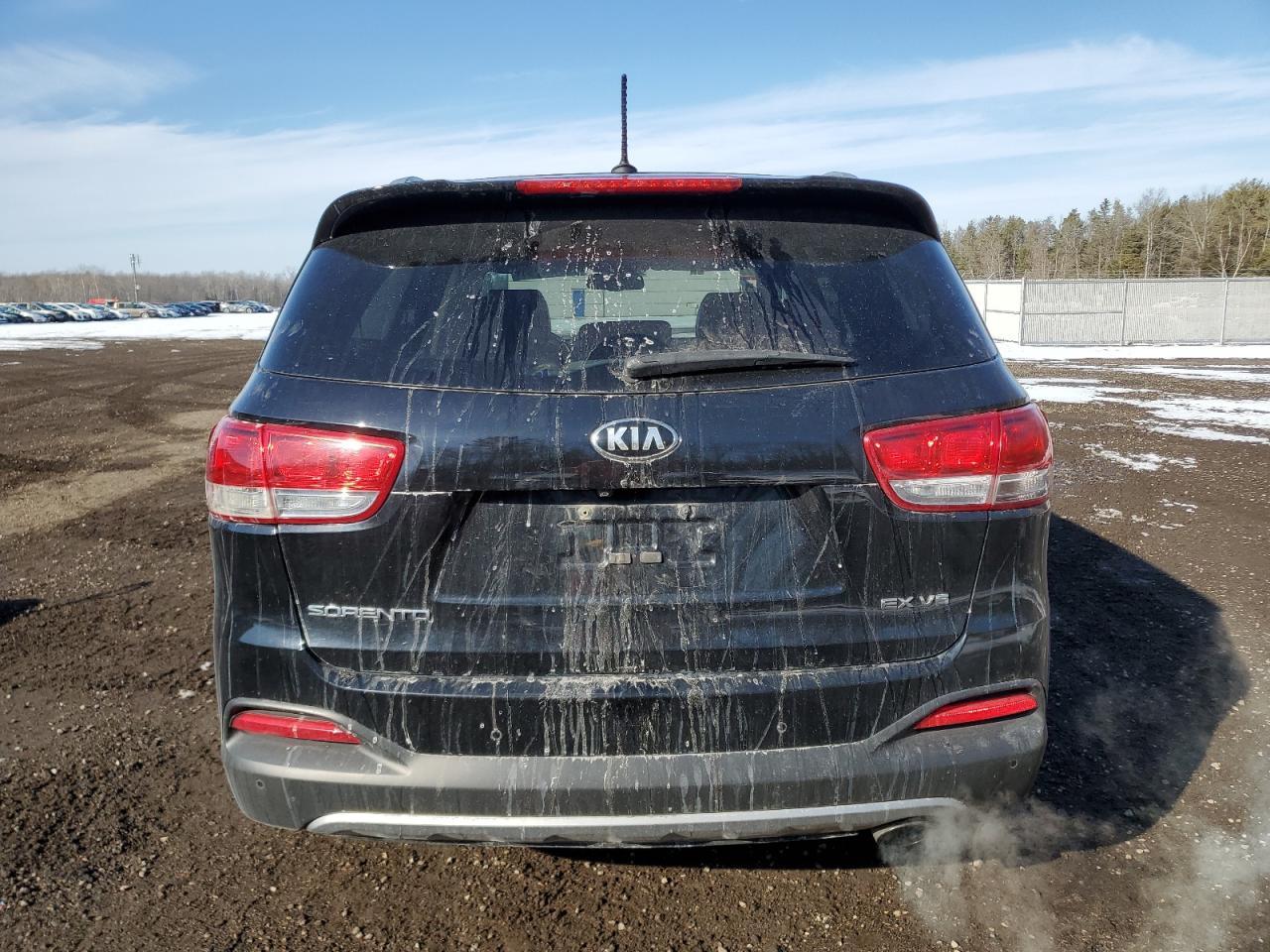 2016 KIA SORENTO EX - Image 6