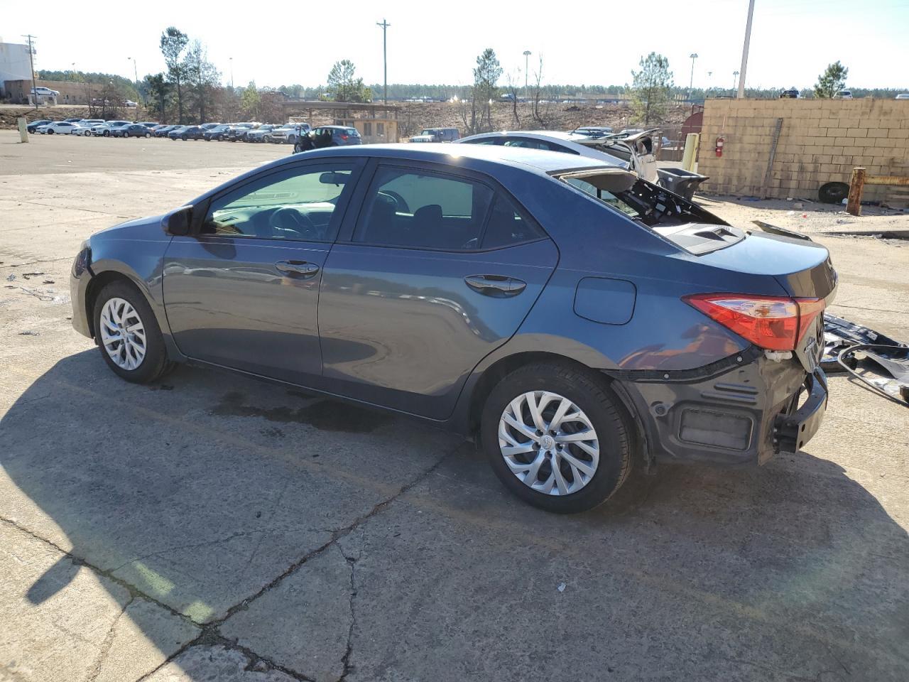 2018 TOYOTA COROLLA L - Фото 2
