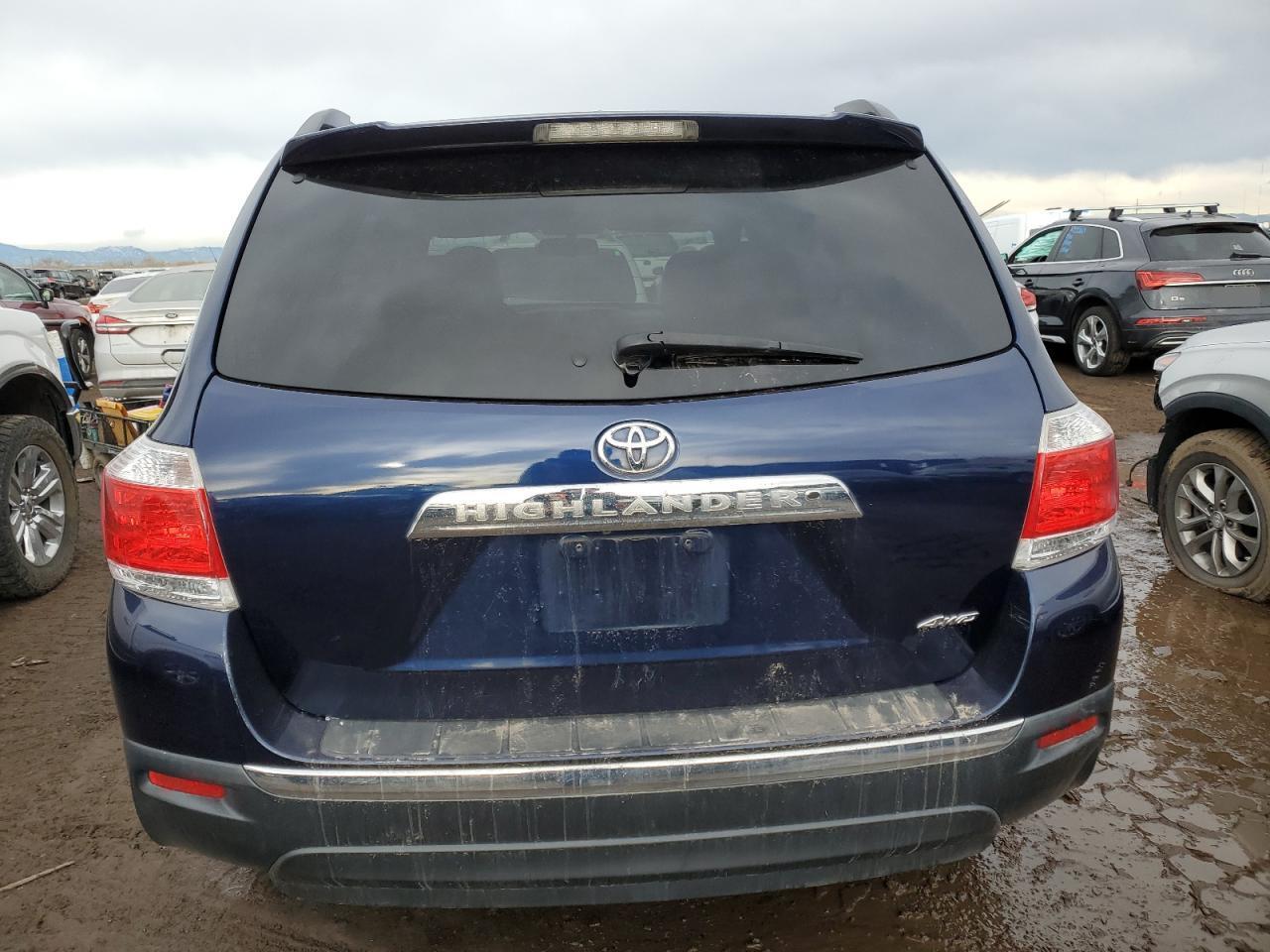 2011 TOYOTA HIGHLANDER - Фото 6