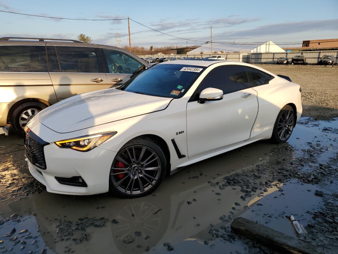 2017 INFINITI Q60 RED SP