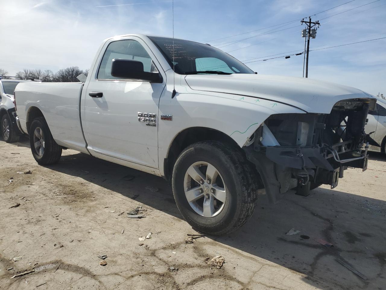 2019 RAM 1500 CLASS - Image 4