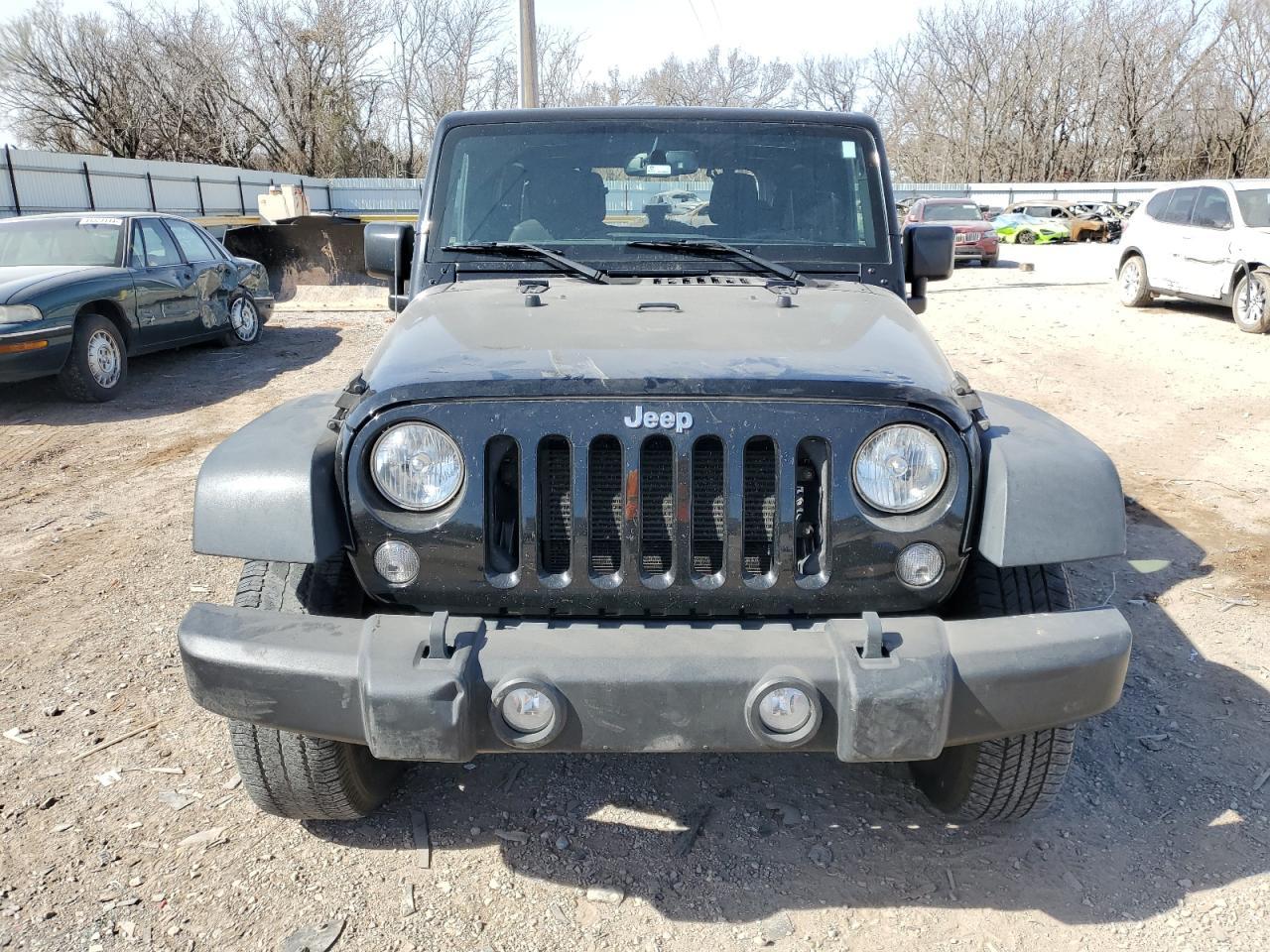 2017 JEEP WRANGLER U - Image 5