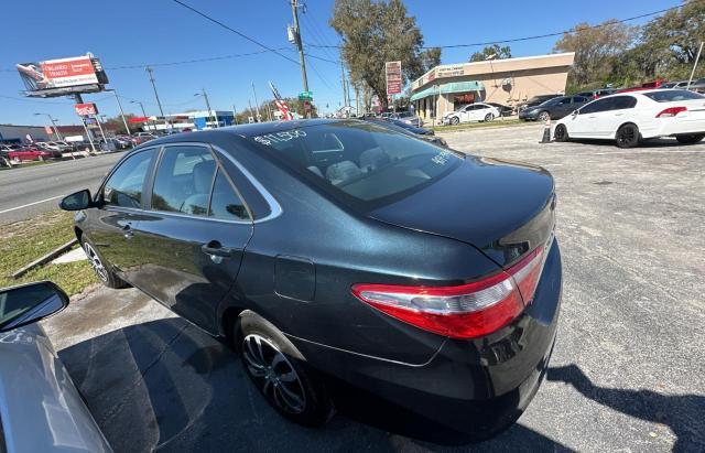 2016 Toyota Camry Le - Фото 3