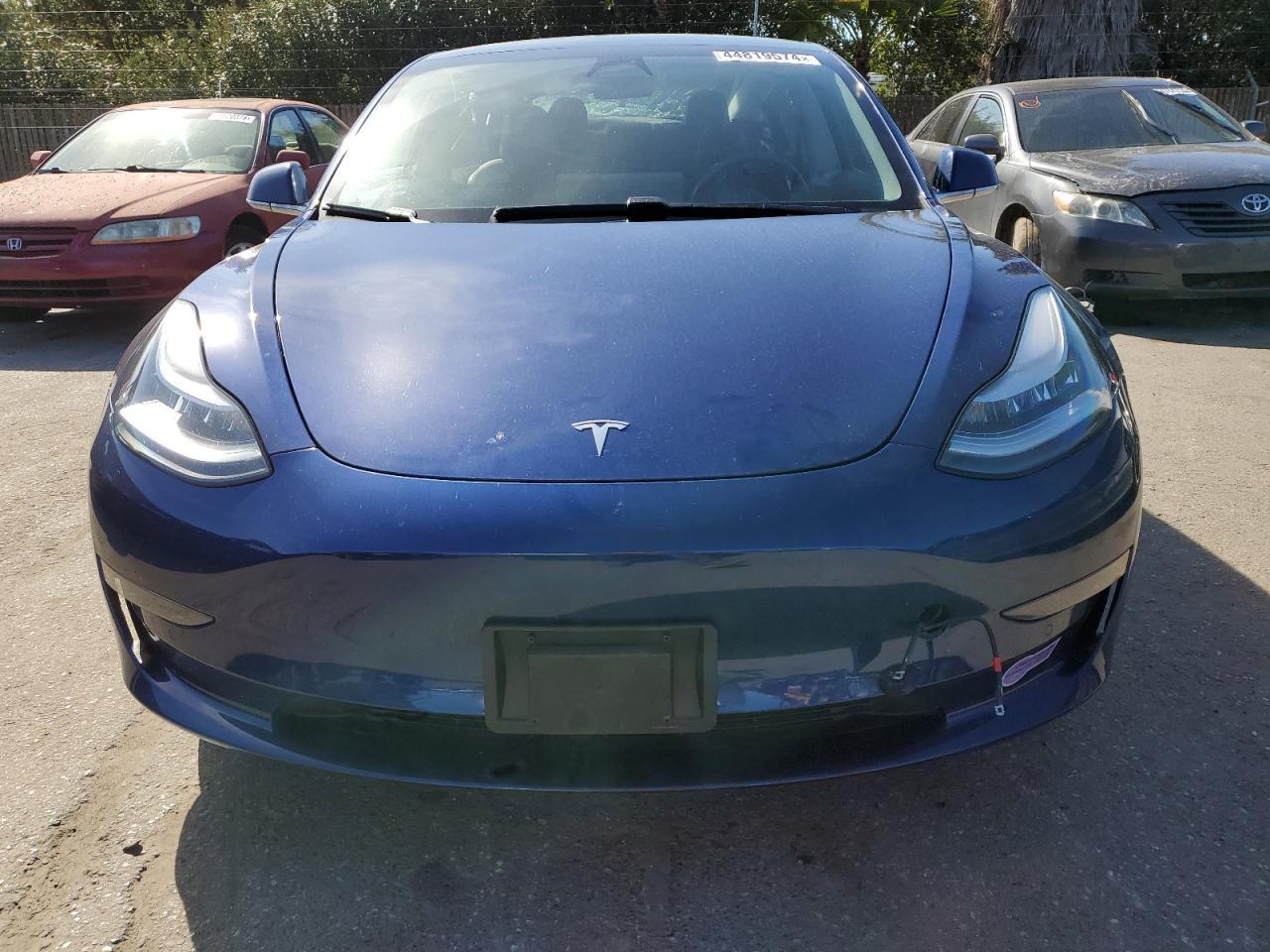 2019 TESLA MODEL 3 - Фото 5