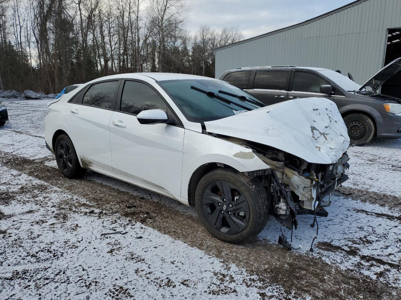 2022 HYUNDAI ELANTRA SE - Фото 4