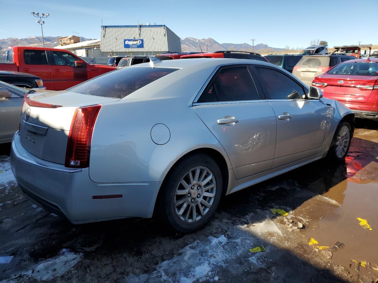 2011 CADILLAC CTS - Image 3