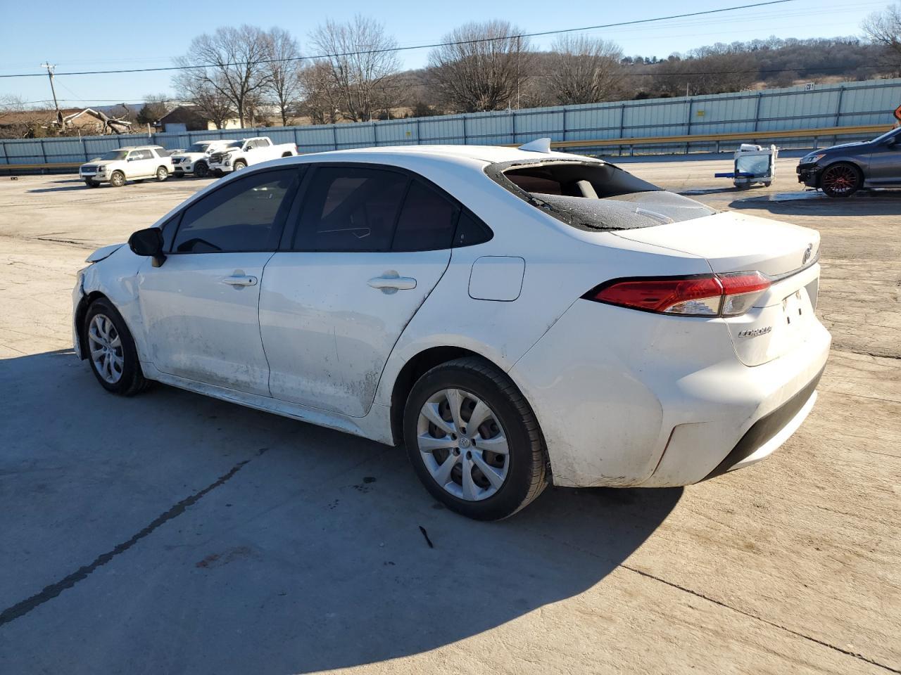 2020 TOYOTA COROLLA LE - Фото 2