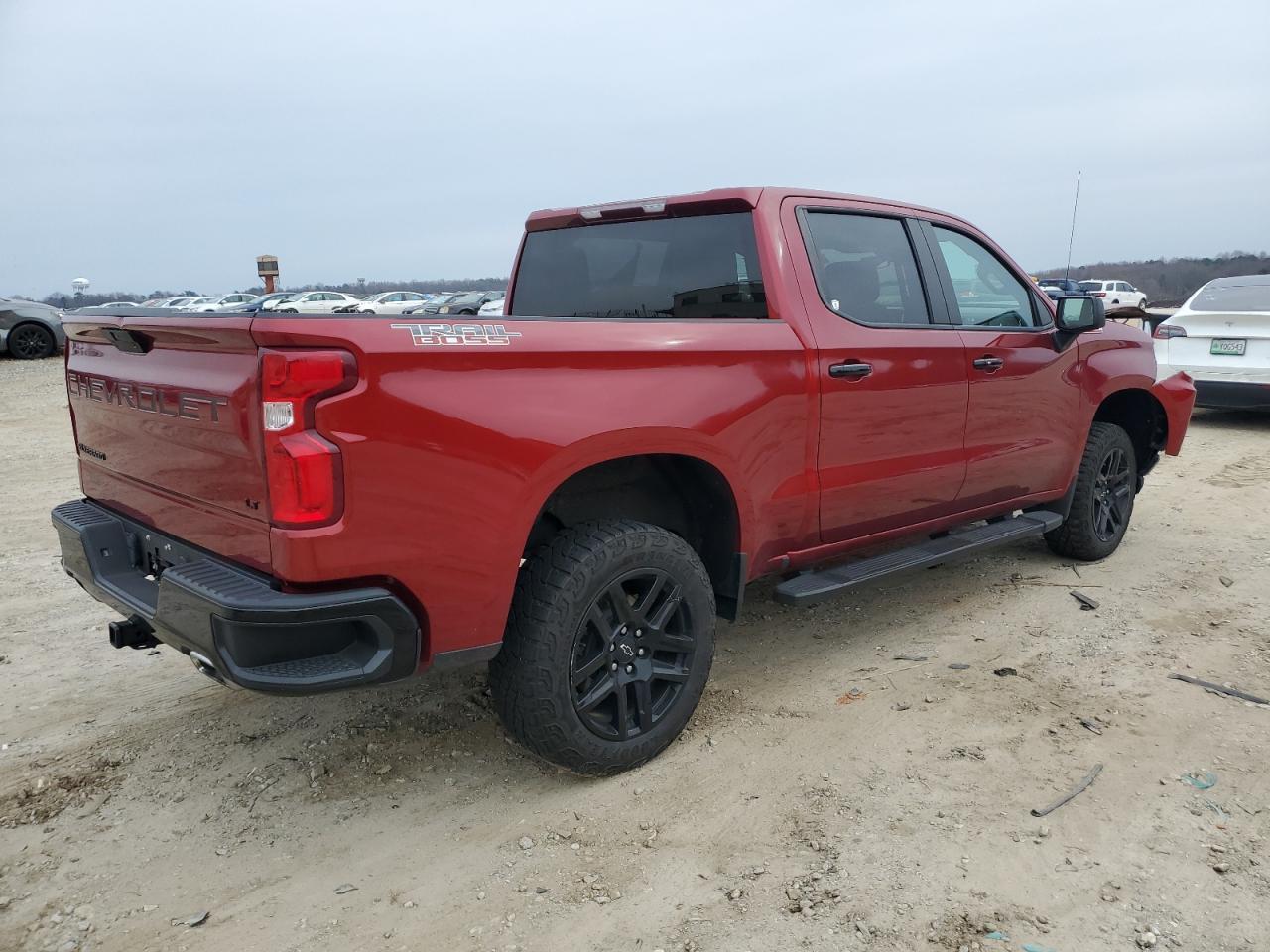 2021 CHEVROLET SILVERADO - Фото 3