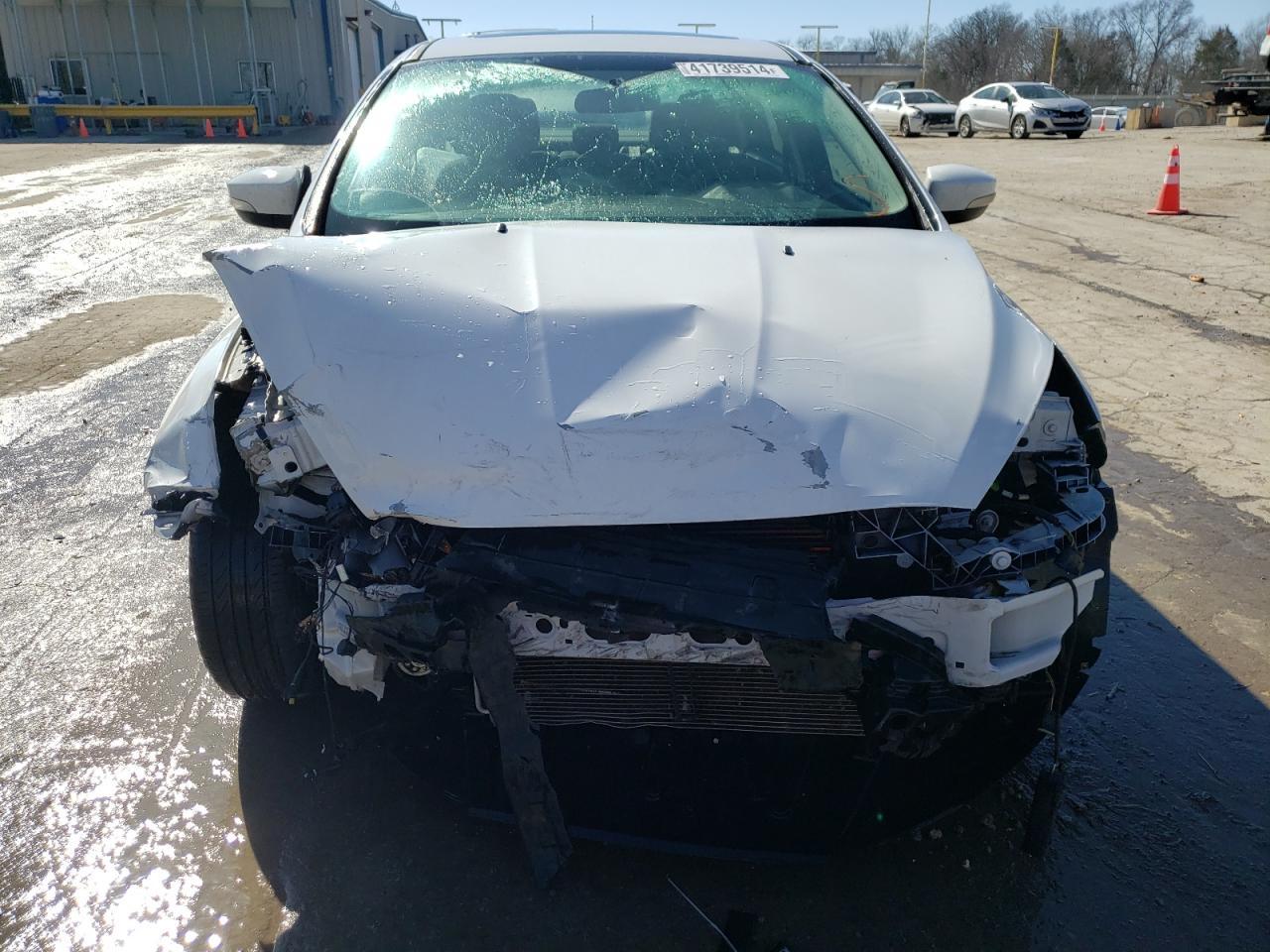 2017 FORD FOCUS SEL - Image 5