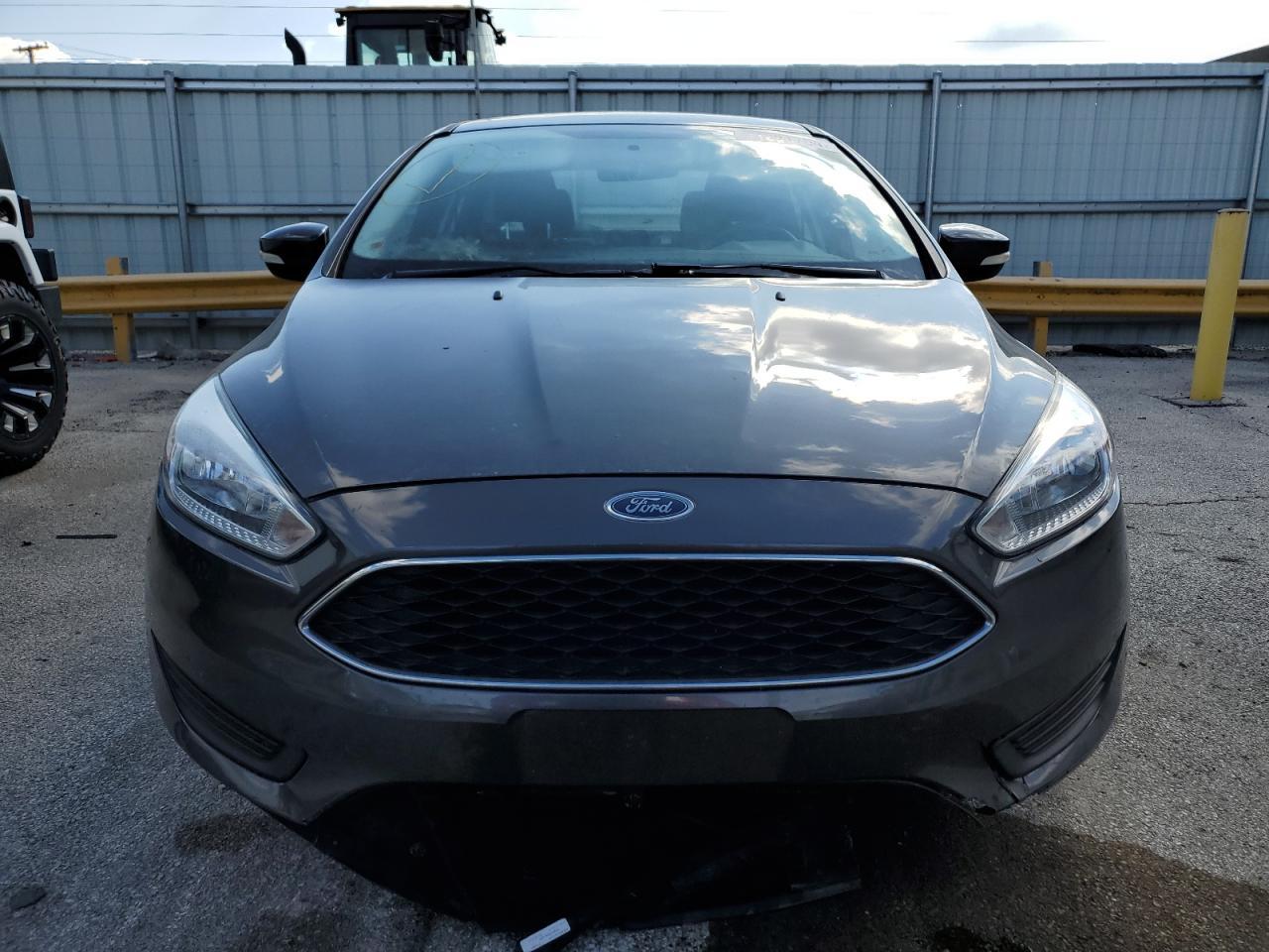 2016 FORD FOCUS SE - Image 5