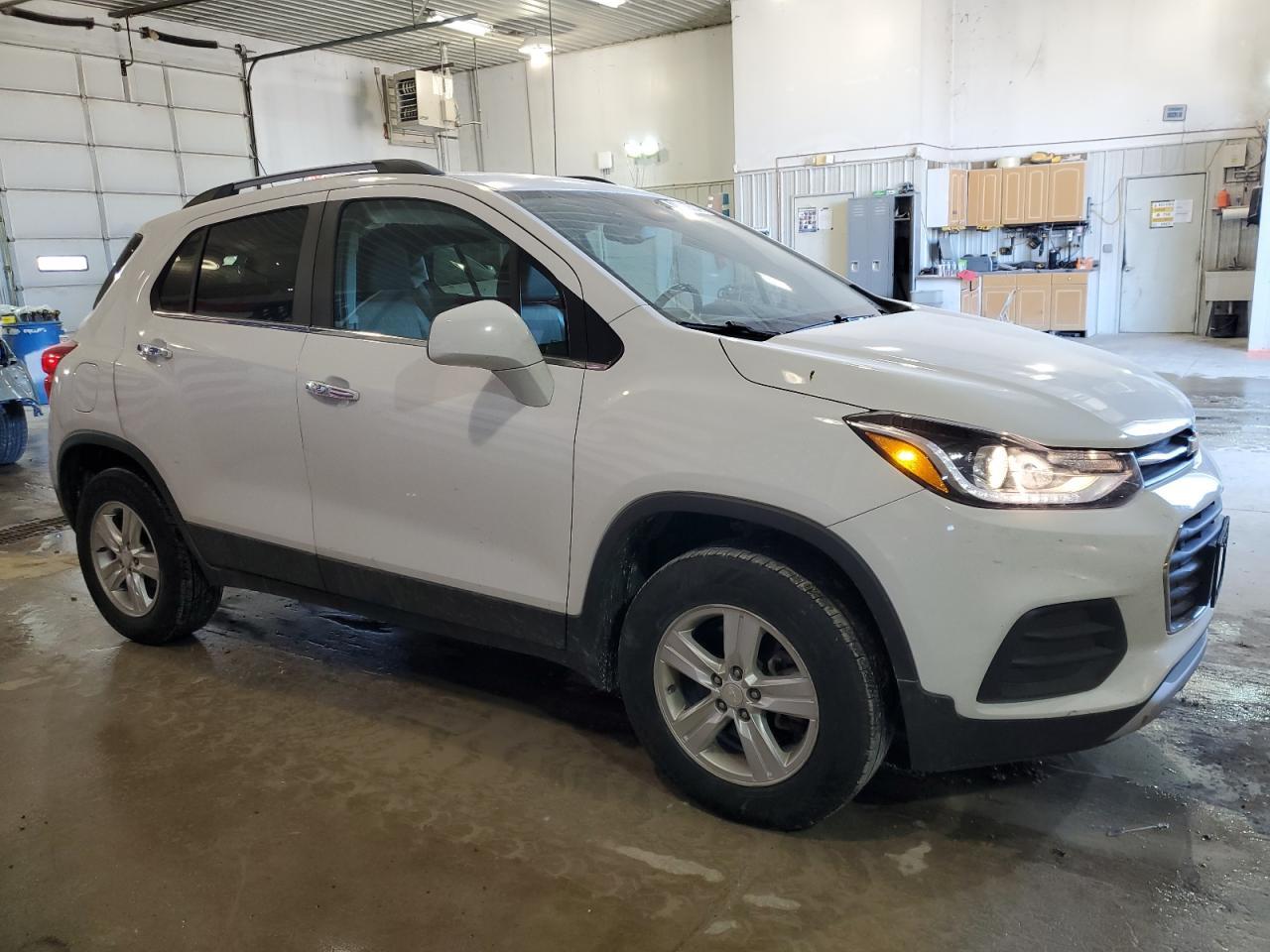 2019 CHEVROLET TRAX 1LT - Фото 4