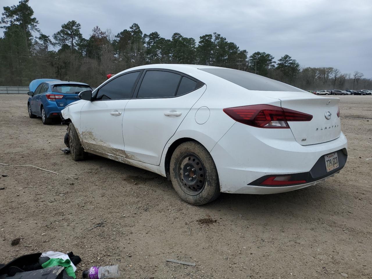 2019 HYUNDAI ELANTRA SE - Image 2
