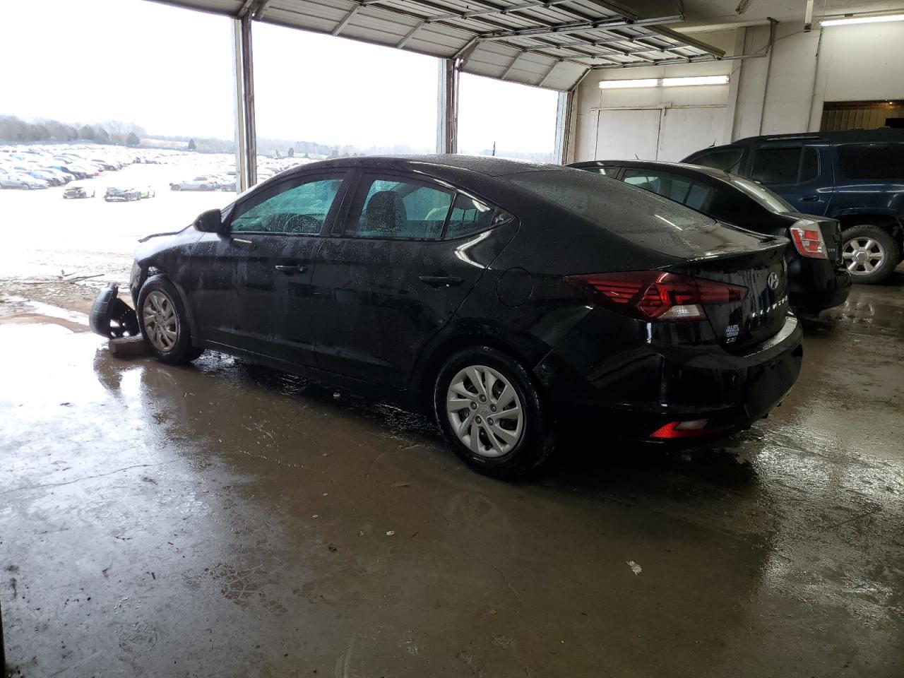 2019 HYUNDAI ELANTRA SE - Фото 2