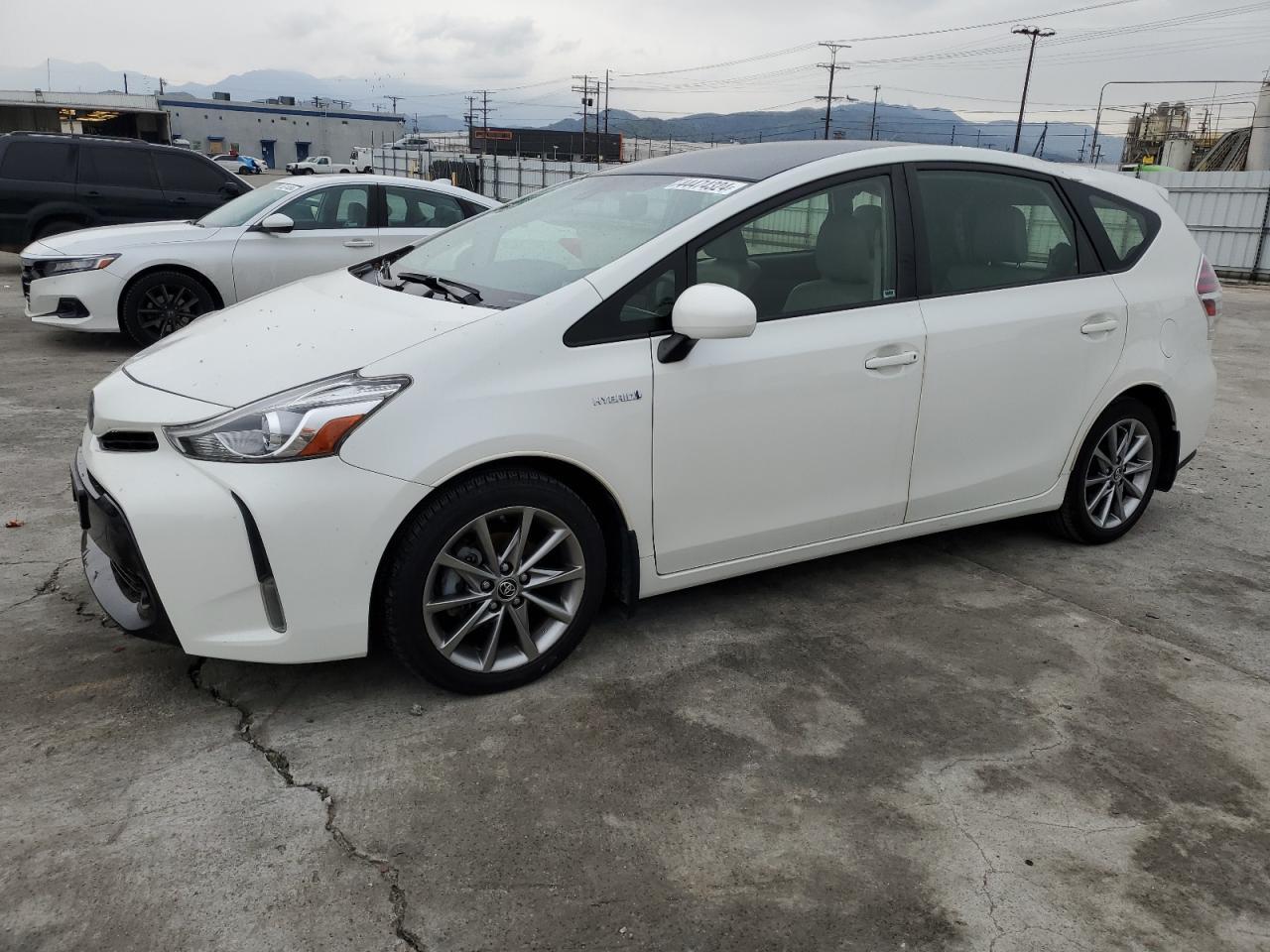 2017 TOYOTA PRIUS V