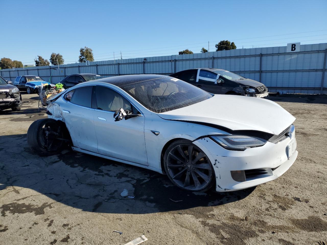 2017 TESLA MODEL S - Фото 4