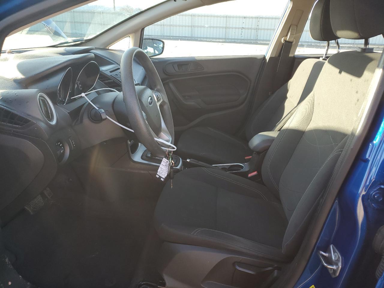2019 FORD FIESTA SE - Image 7