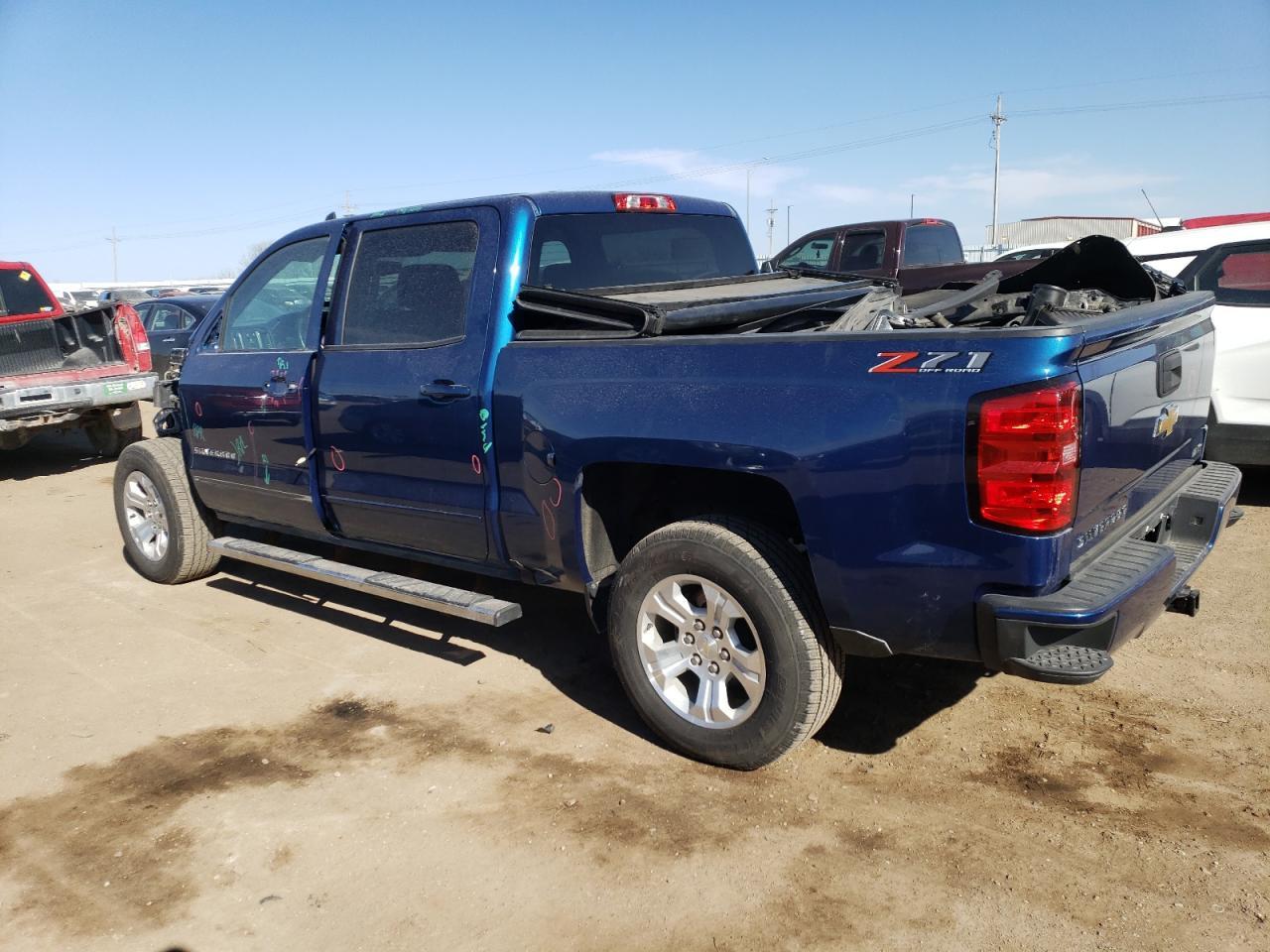 2018 CHEVROLET SILVERADO - Фото 2