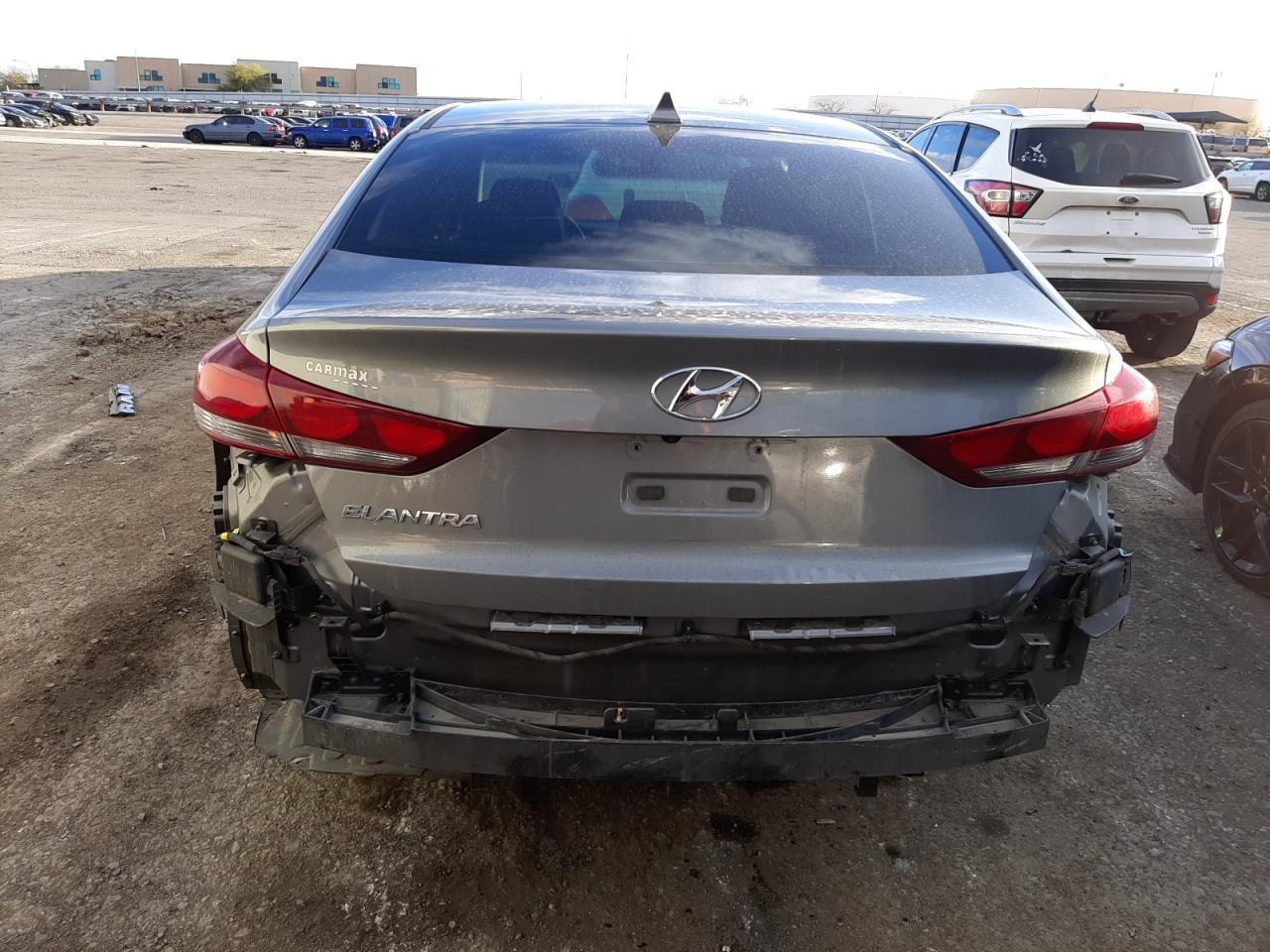 2018 HYUNDAI ELANTRA SE - Image 6