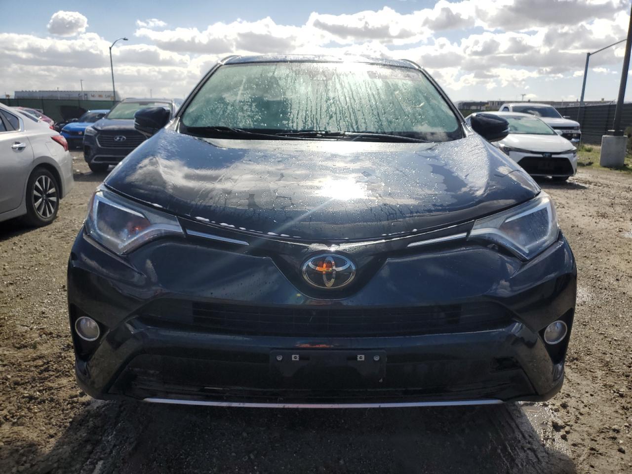 2018 TOYOTA RAV4 ADVEN - Image 5