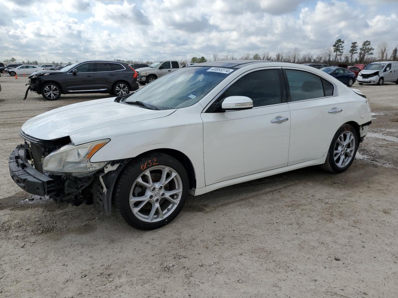 2014 NISSAN MAXIMA S