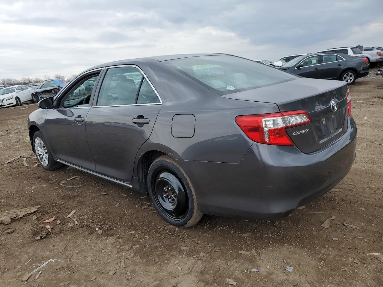 2013 TOYOTA CAMRY L - Image 2