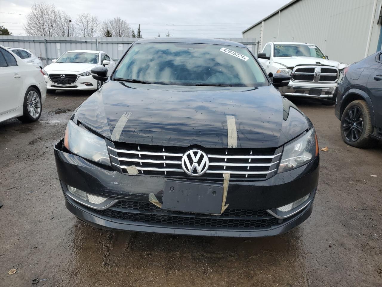 2014 VOLKSWAGEN PASSAT SEL - Фото 5