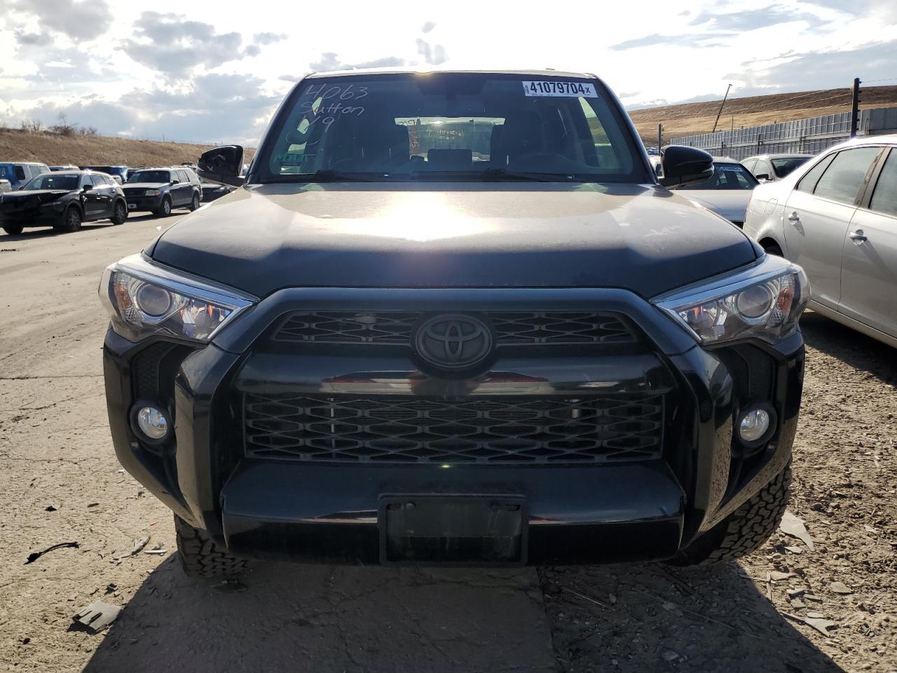 2017 TOYOTA 4RUNNER SR - Image 5