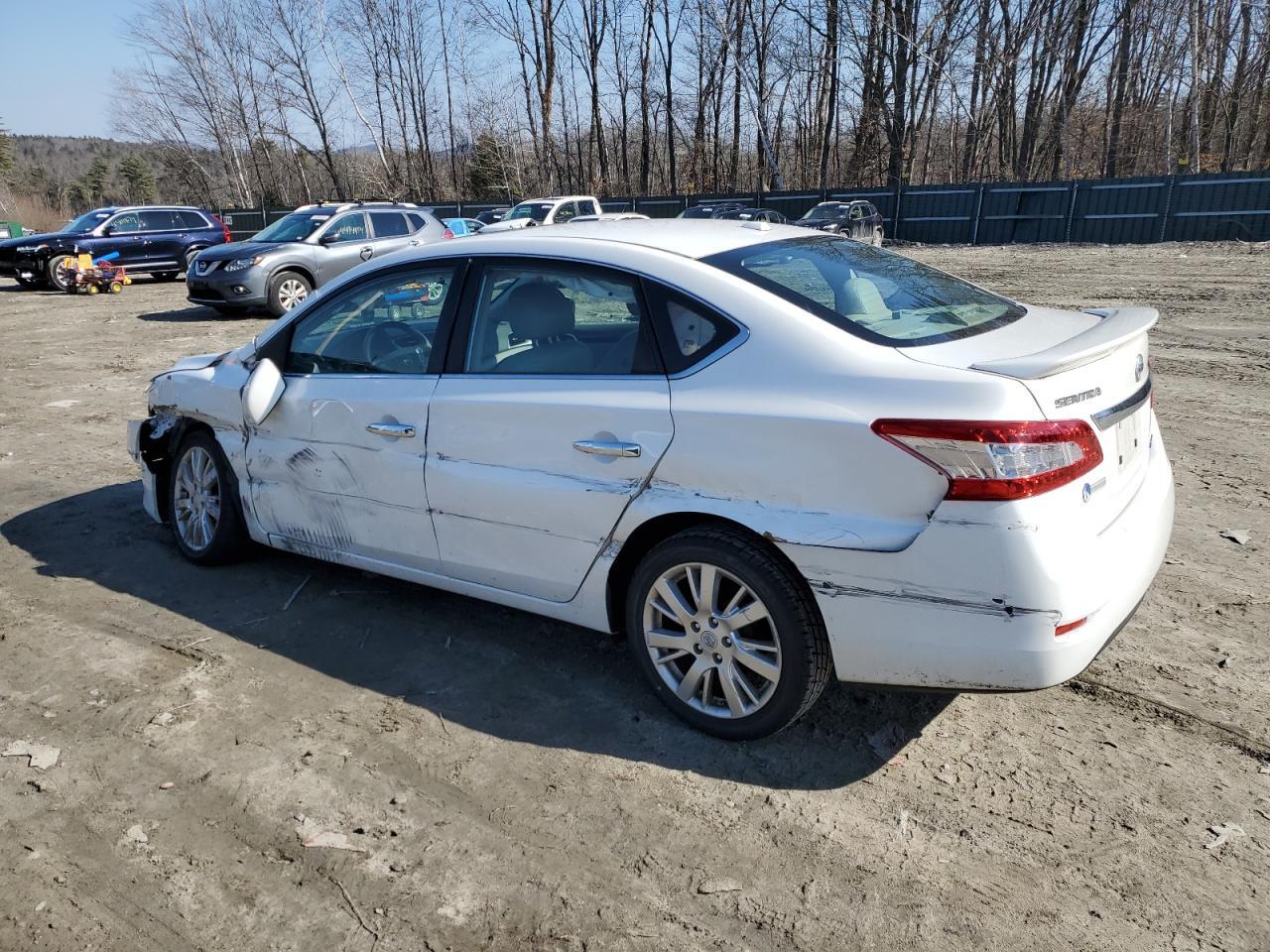 2013 NISSAN SENTRA S - Фото 2