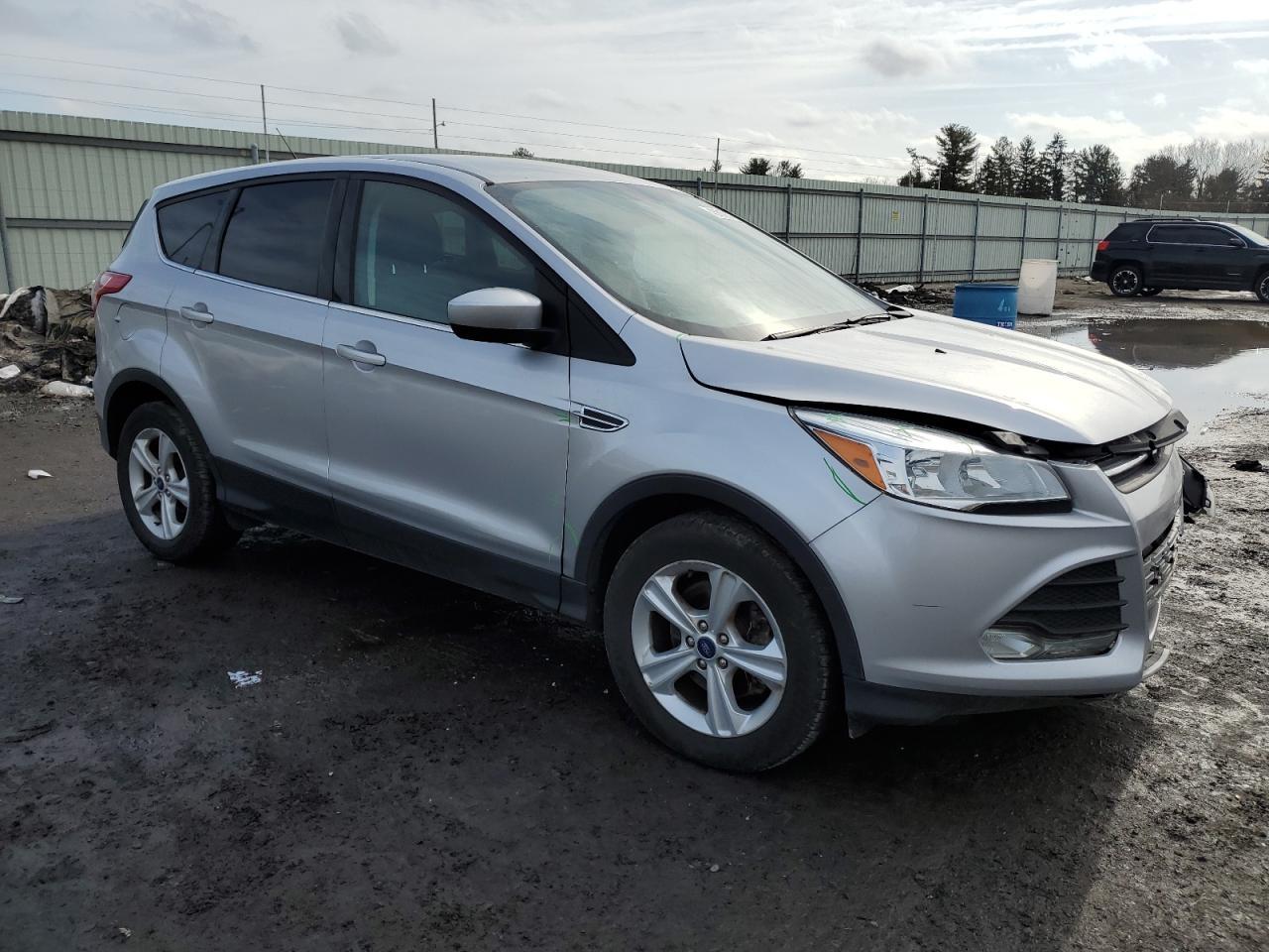 2014 FORD ESCAPE SE - Image 4
