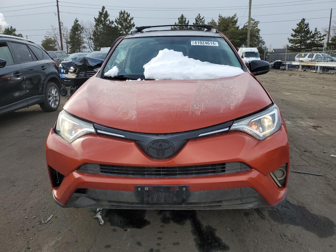 2016 TOYOTA RAV4 LE - Image 5