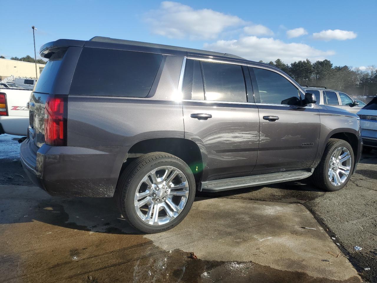 2017 CHEVROLET TAHOE K150 - Фото 3