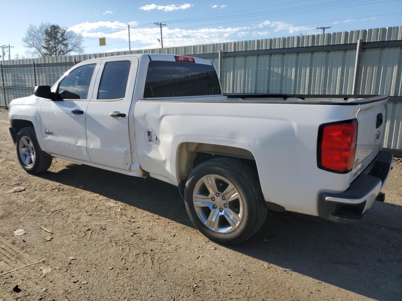 2018 CHEVROLET SILVERADO - Фото 2